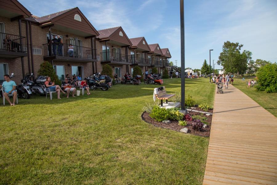 Waterfront Inn New Liskeard Exteriér fotografie